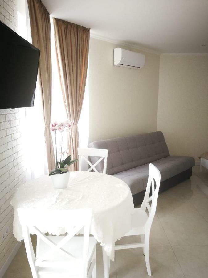 New Appartment In Yuzhny 유즈네 외부 사진