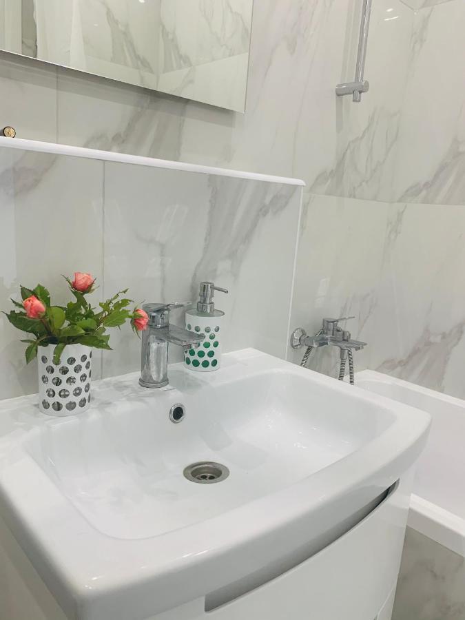 New Appartment In Yuzhny 유즈네 외부 사진