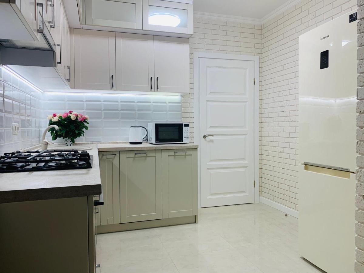 New Appartment In Yuzhny 유즈네 외부 사진